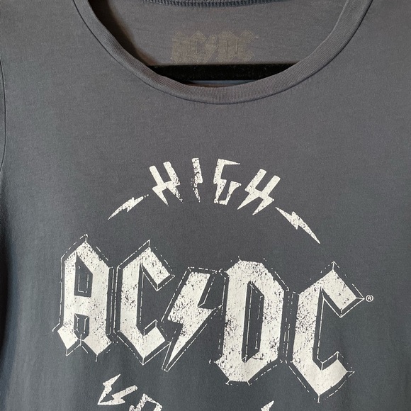 AC/DC High Voltage Band Tee Short Sleeve Size Medium - Picture 2 of 6